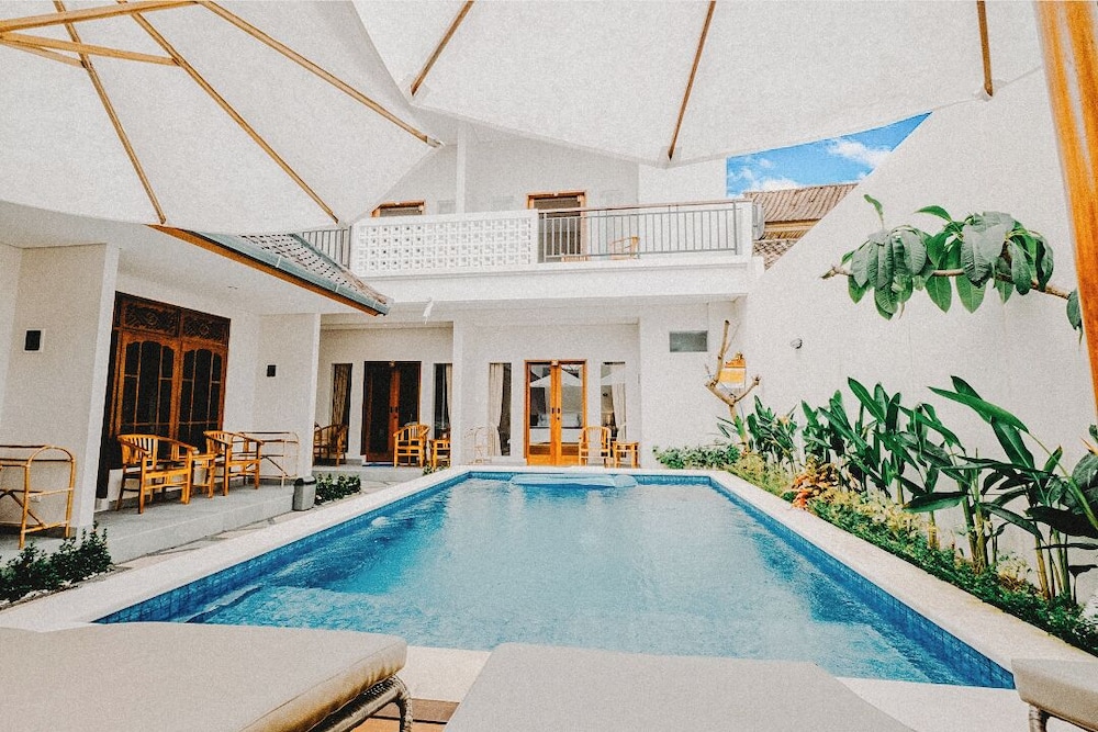 Turtle Shelter Guest House 16/27