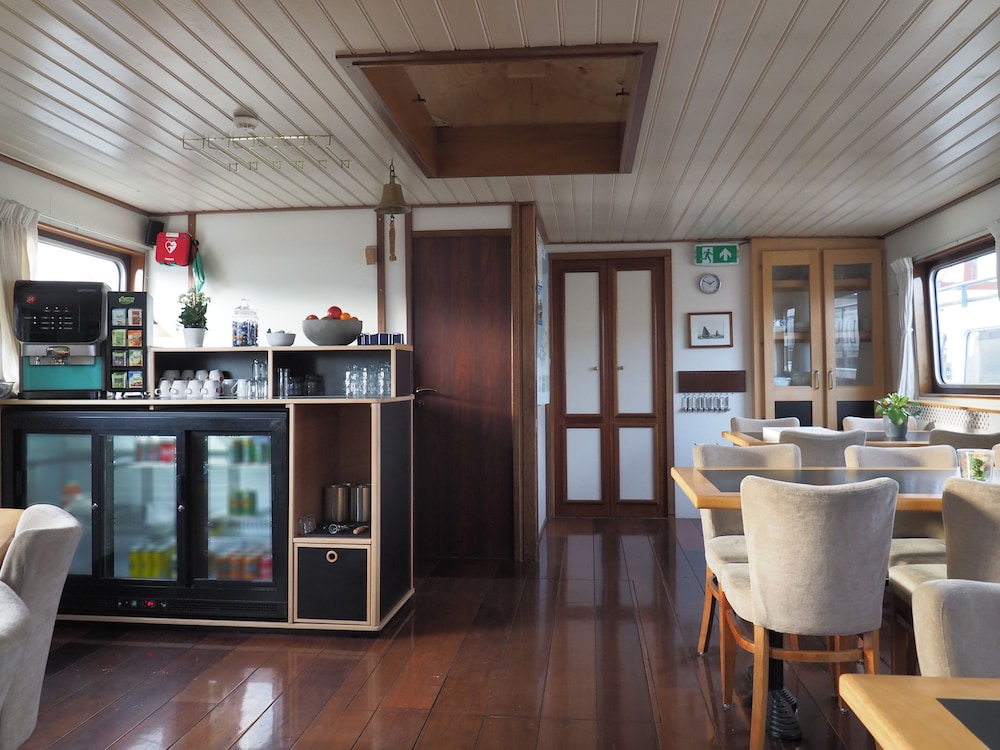 Hotelschip Sarah 28/36