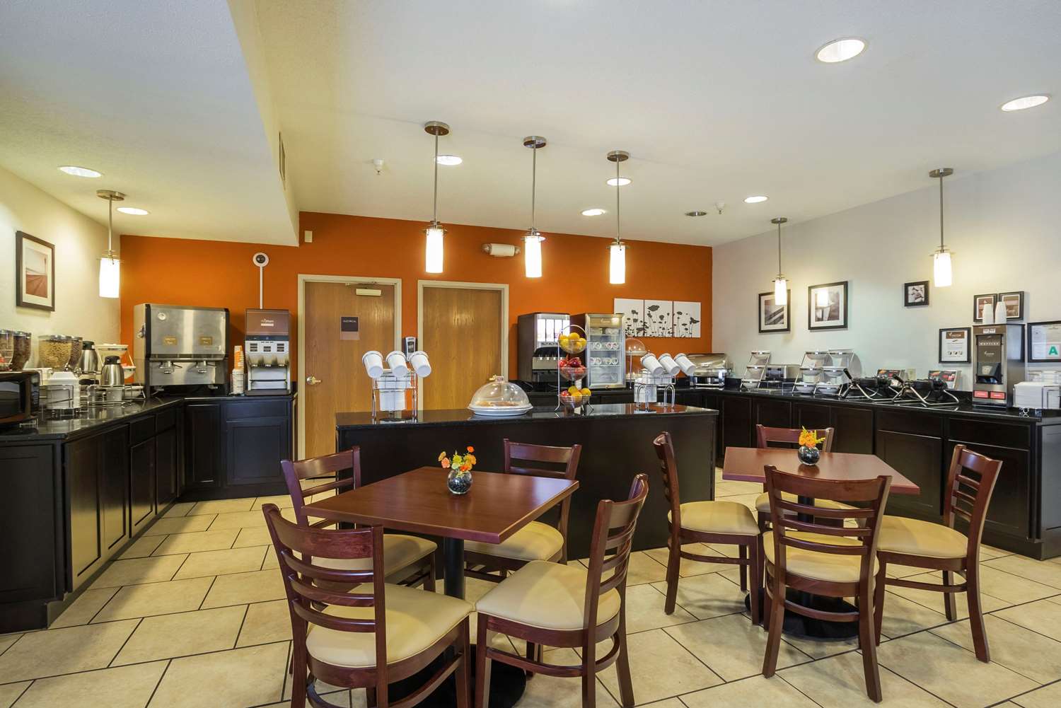 Sleep Inn & Suites Danville IL 20/28