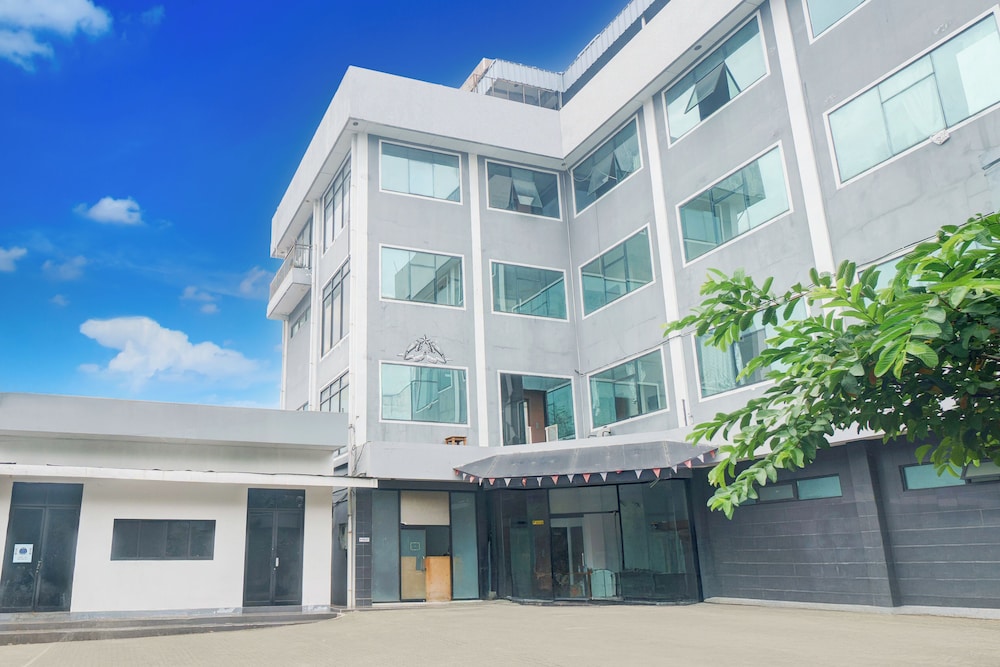 Hotel O Palmerah Near Binus University Formerly Wisma Bango in JAKARTA