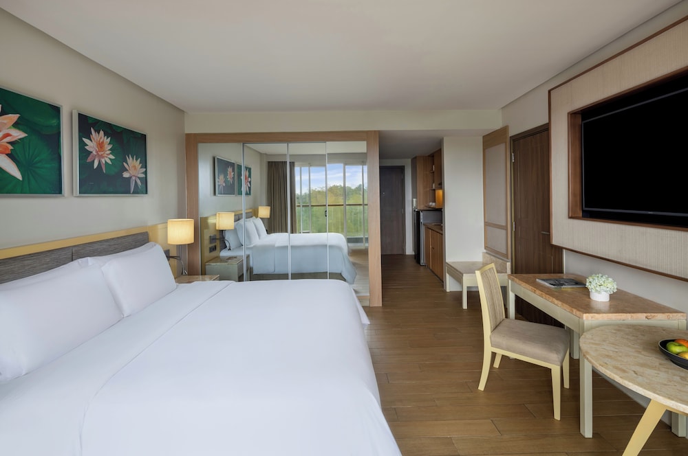 Dusit Thani Mactan Cebu Resort 21/71