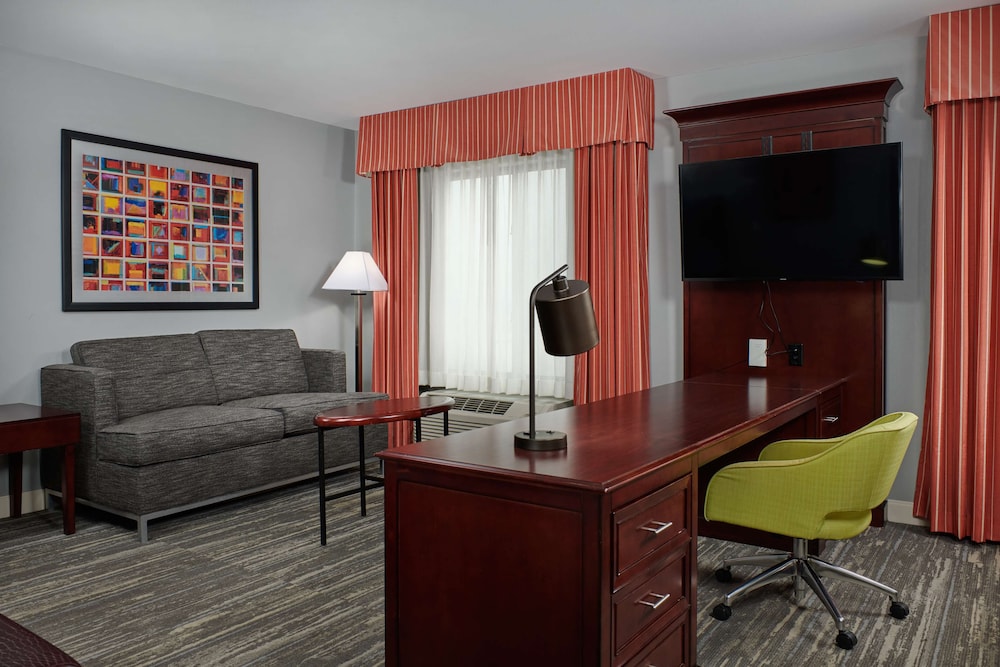 Hampton Inn & Suites Denver/Highlands Ranch 55/82