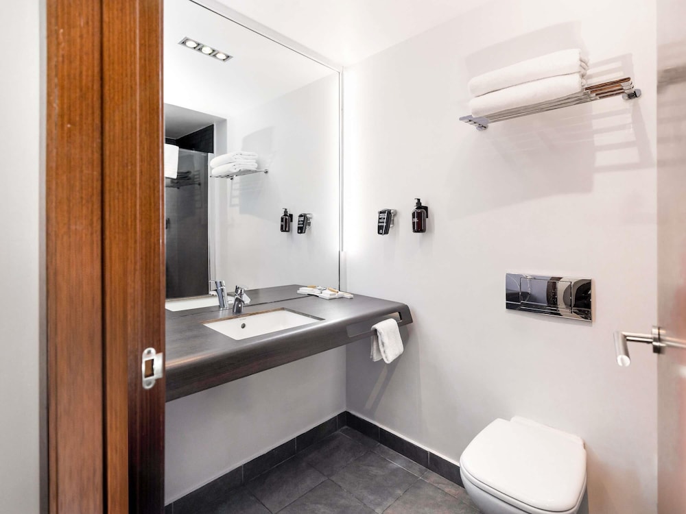 Ibis Styles Accra City Airport 50/50