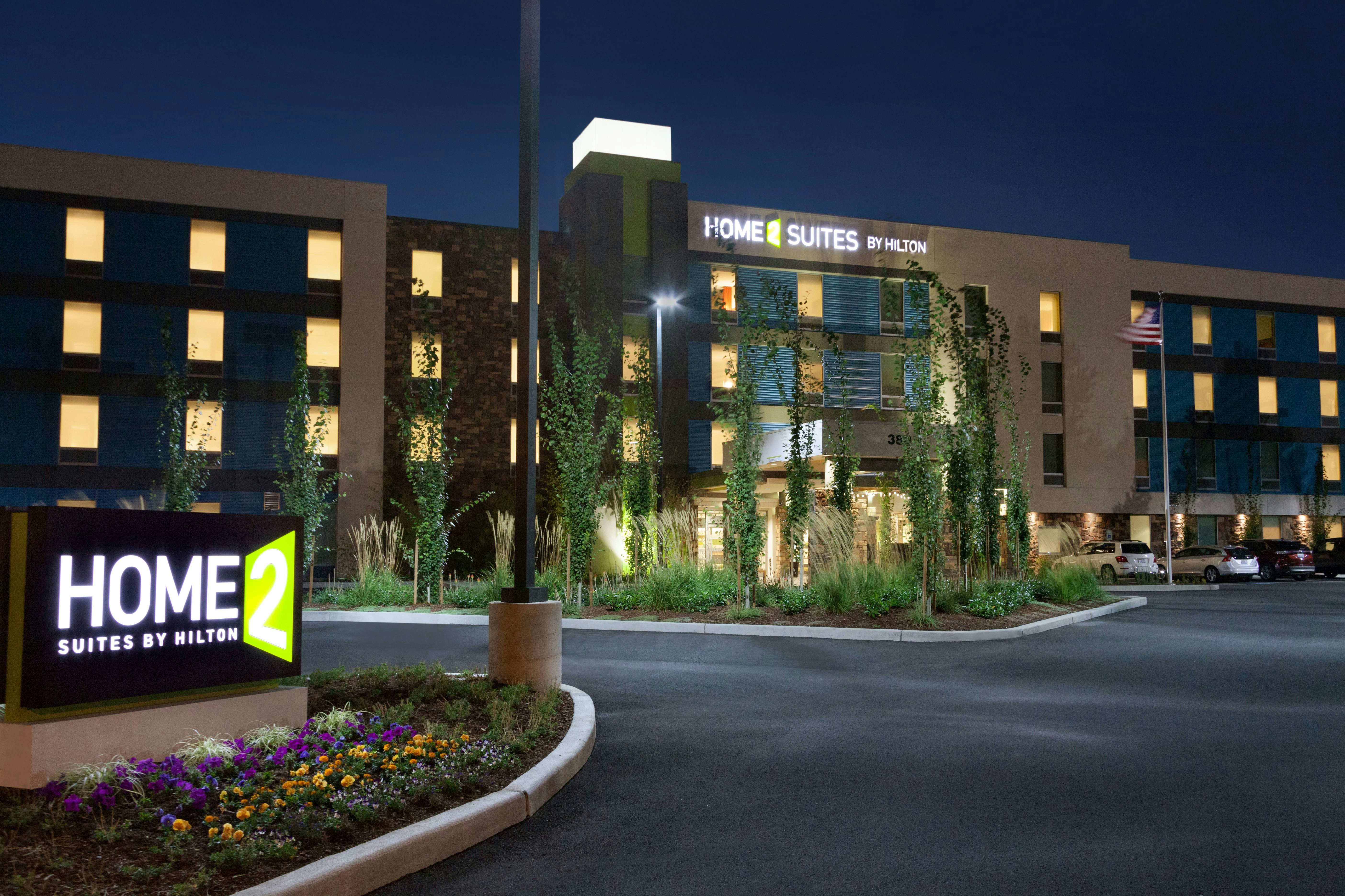 Home2 Suites by Hilton Seattle Airport 2/27