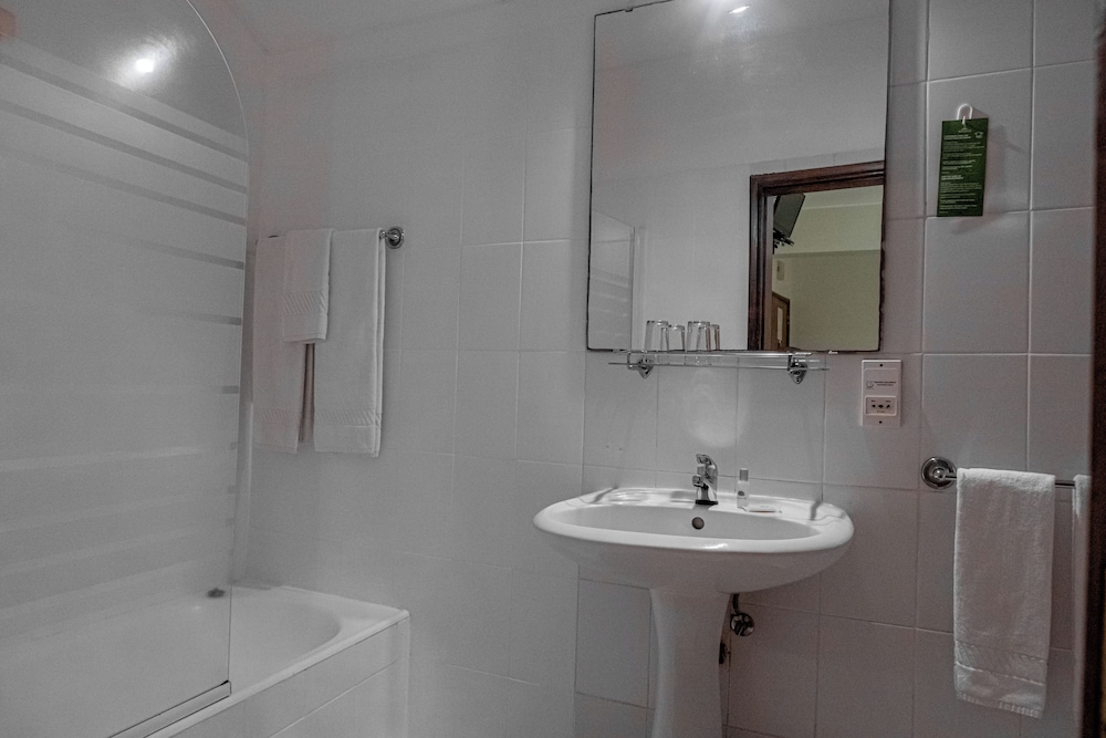 RESIDENCIAL CHAFARIZ 20/20