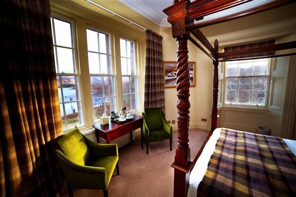 Loch Maree Hotel 23/29