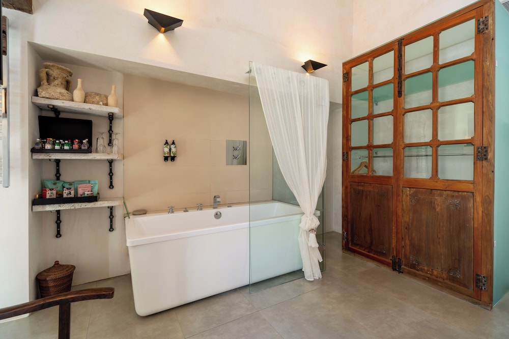 Hotel Boutique V 34/69