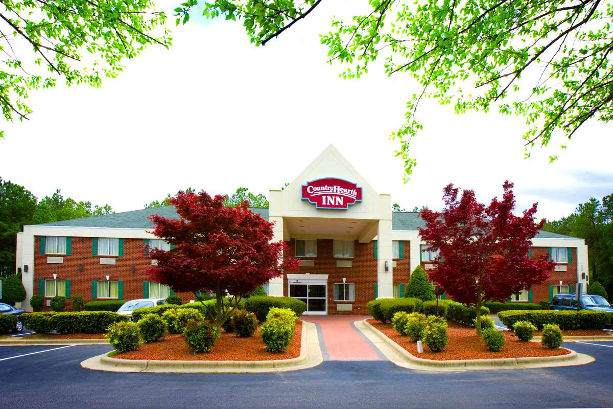 Country Hearth Inn Knightdale Raleigh 4/28
