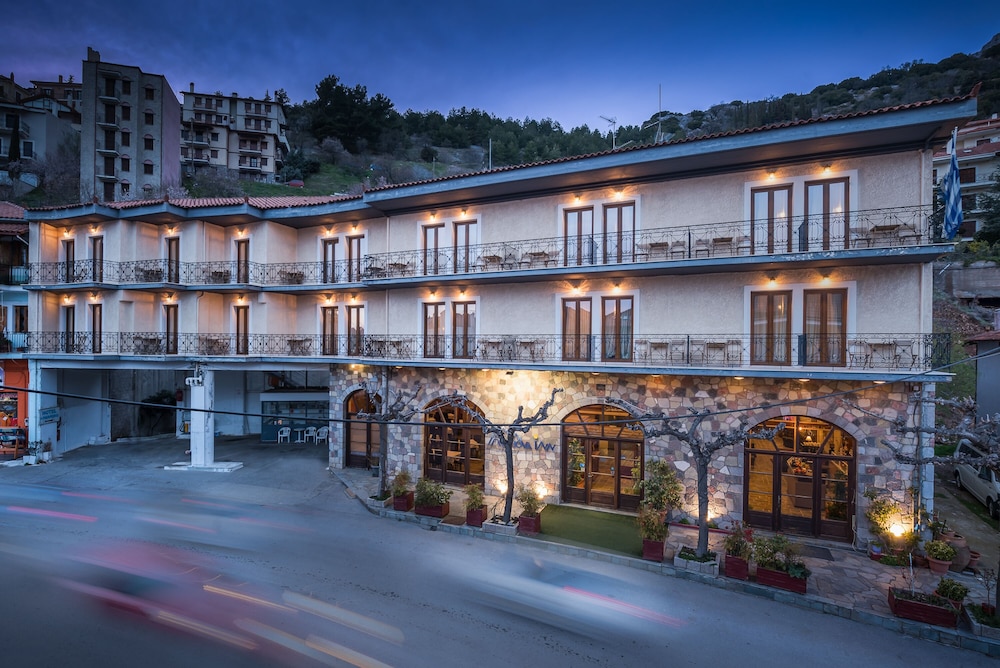 ARAHOVA INN 4/51