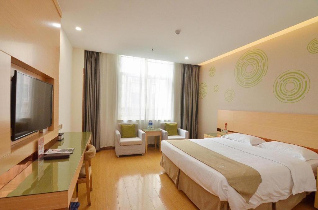 GreenTree Inn Hefei Feidong County High Speed Rail Station Wuyue Plaza Express Hotel 14/50