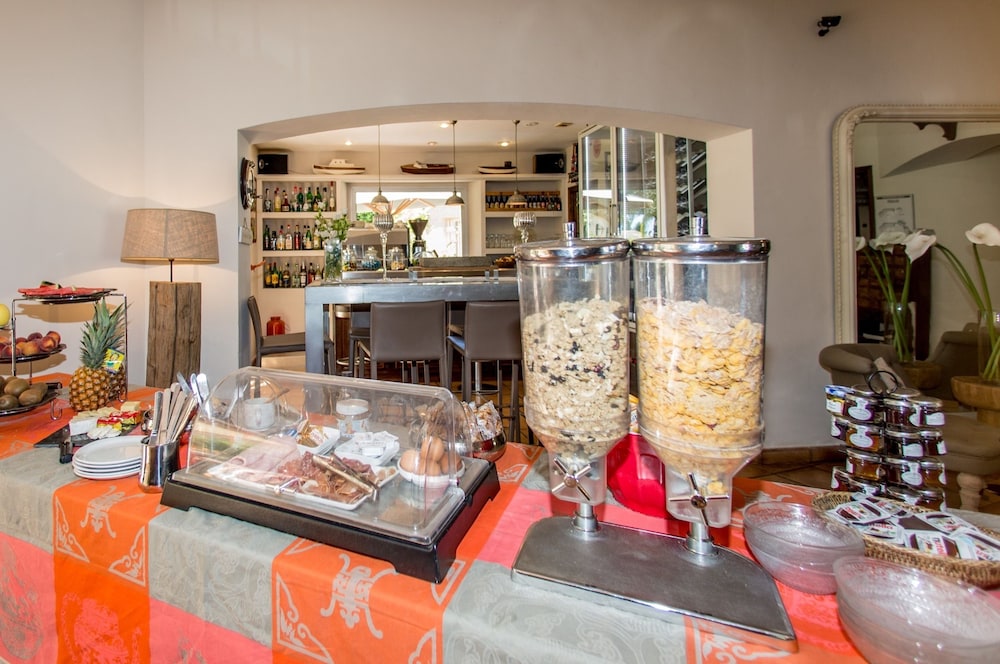 Hotel La Garbine 19/50