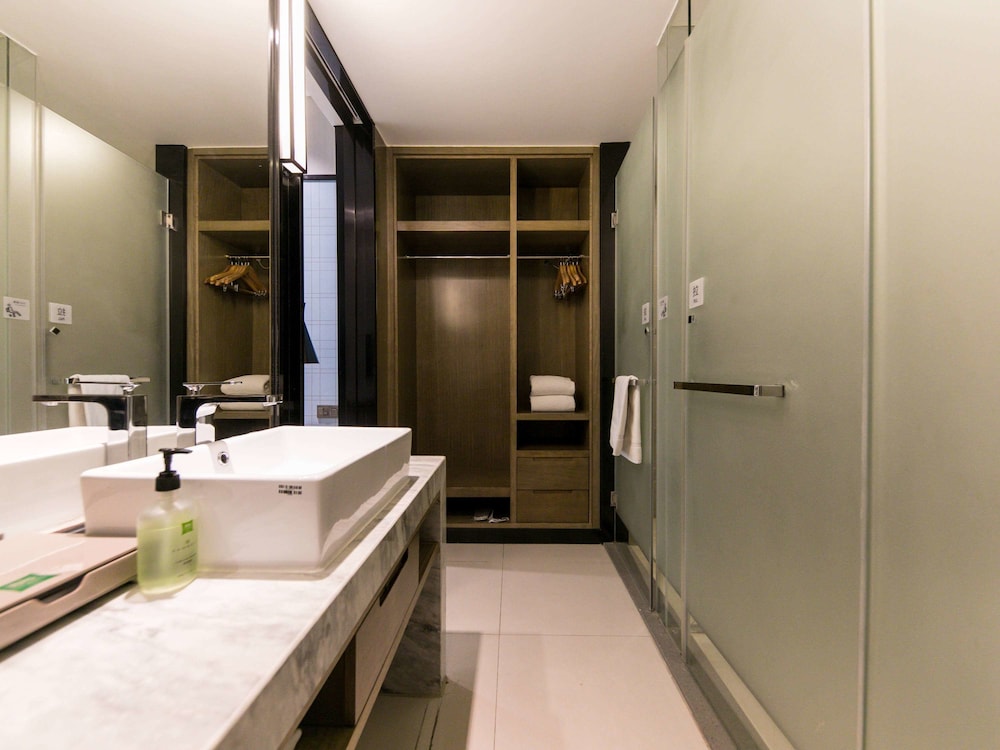 Ibis Styles Shanghai Hongqiao Airport 44/45