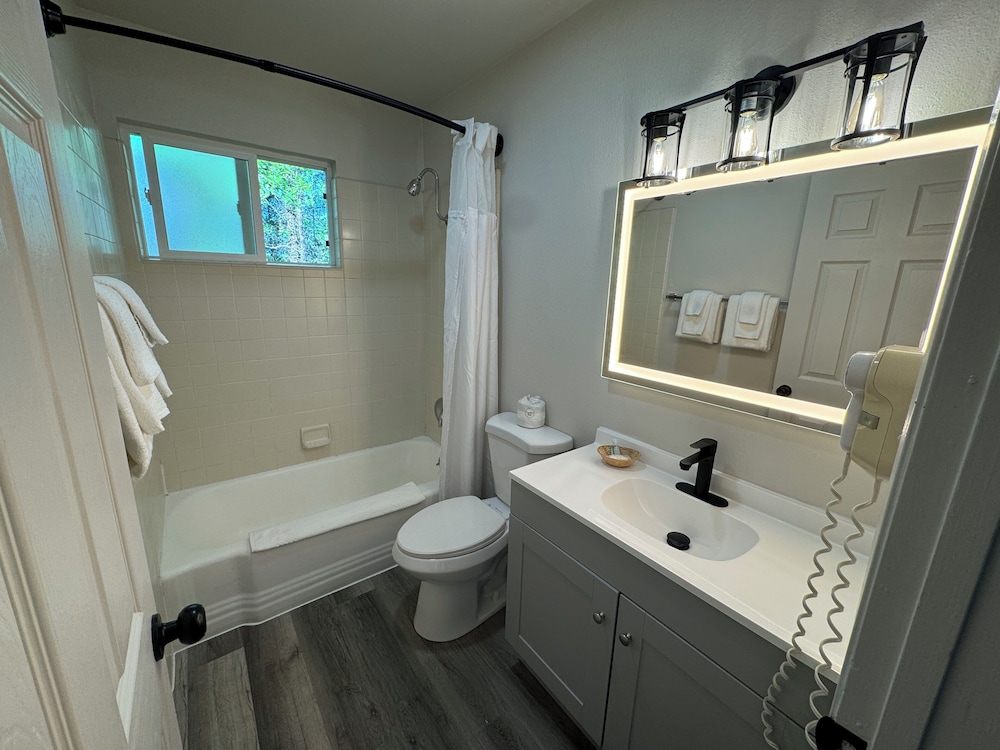 Quality Inn and Suites Jackson CA 38/45
