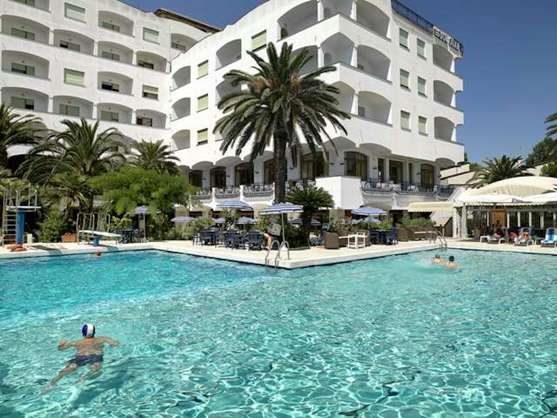Grand Hotel Don Juan 37/41