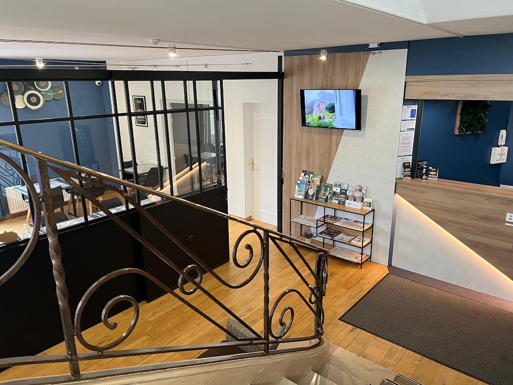 P Tit Dej Hotel Niort 37/58