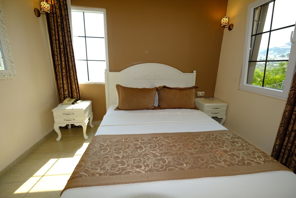 Enda Boutique Hotel 25/70
