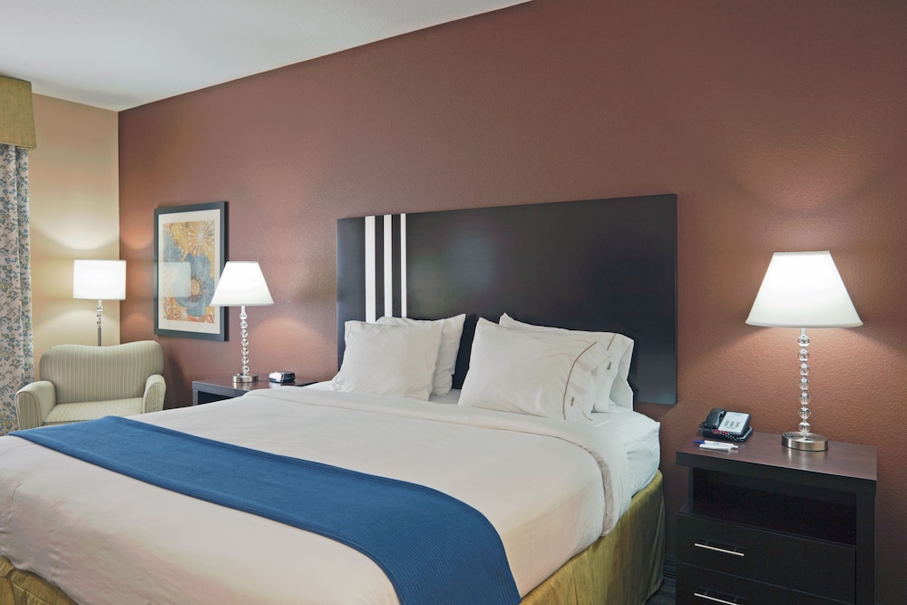Holiday Inn Express Columbia 19/49