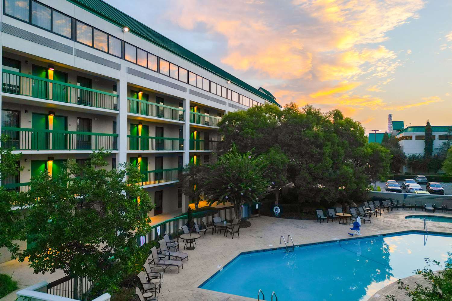 Quality Inn Near The Island Pigeon Forge 10/58