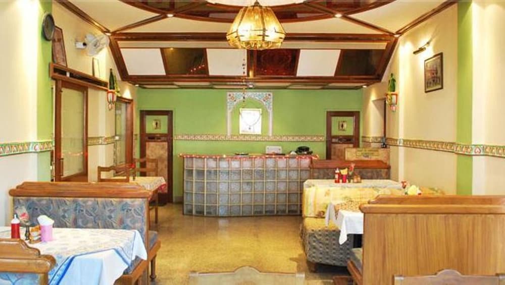 Bani Park Hotel 44/56