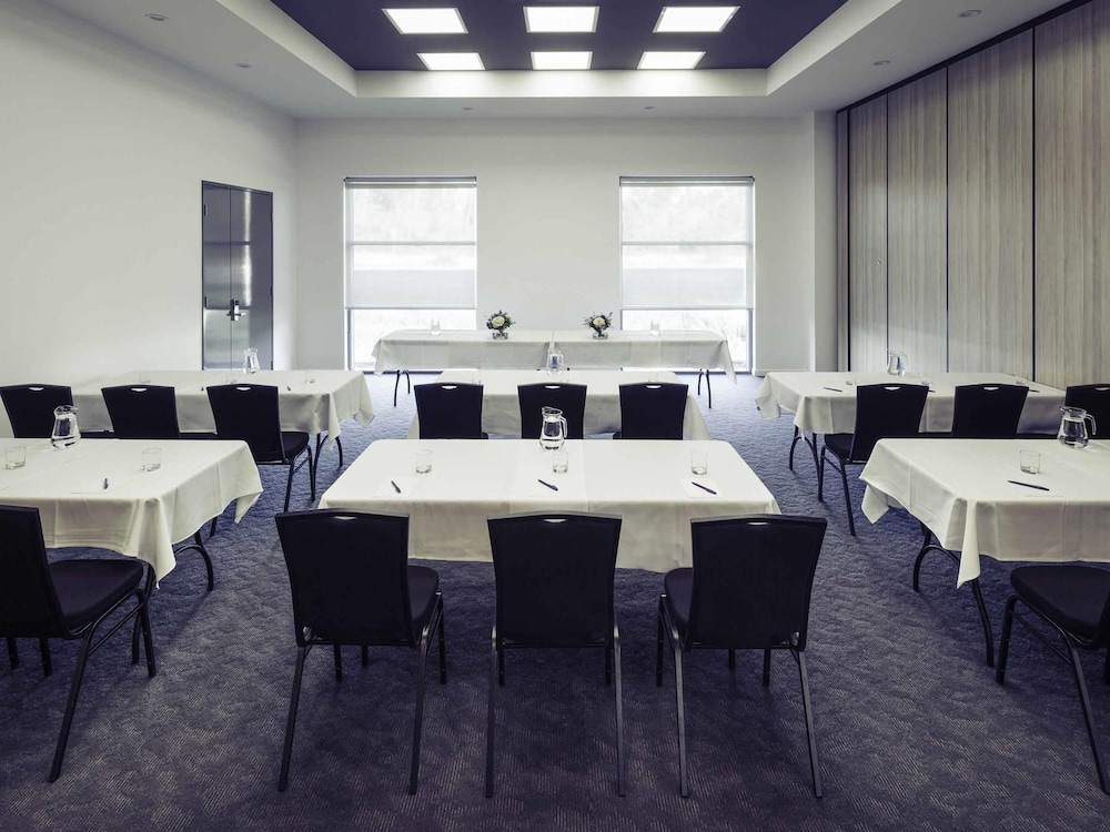 Mercure Newcastle Airport 44/50