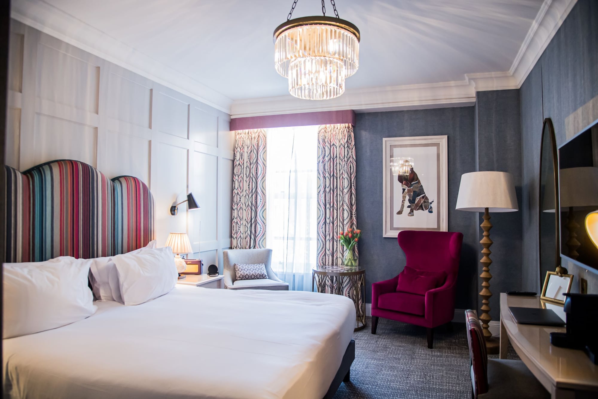 SUPERIOR, KING BED
