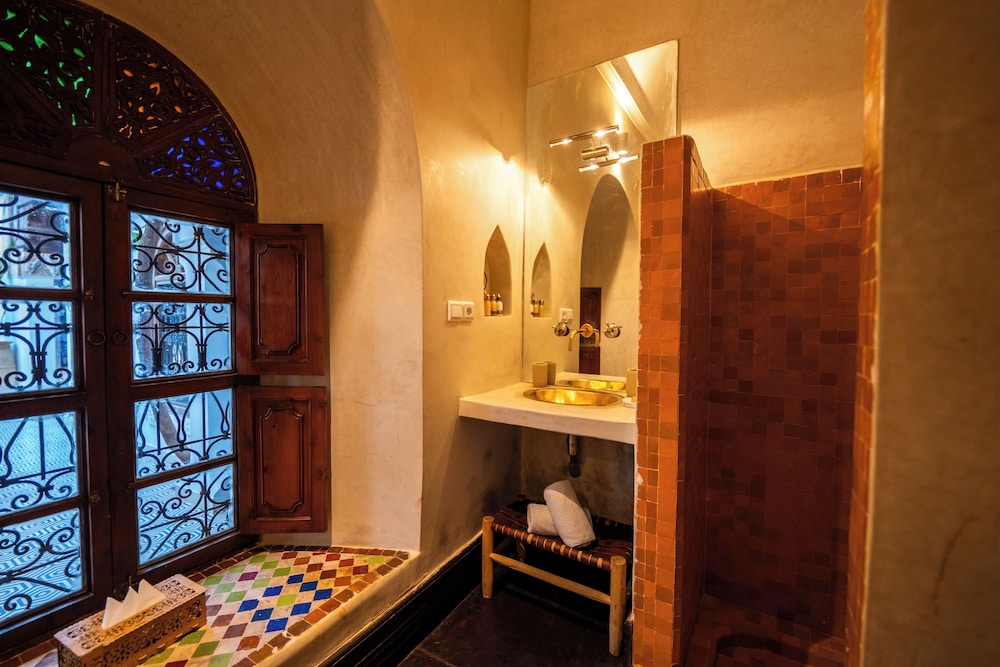 Riad Les Yeux Bleus 75/75