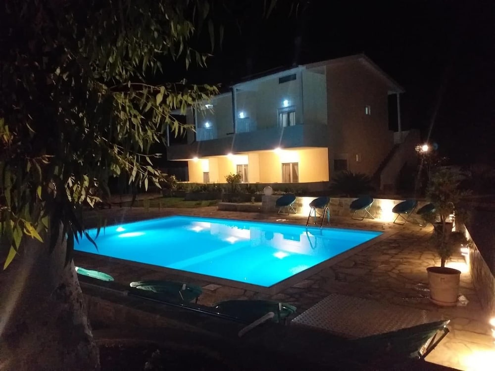 Caretta Village 20/43