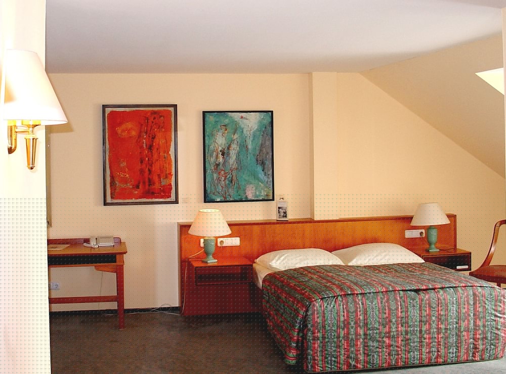 GALERIE HOTEL LEIPZIGER HOF 8/31