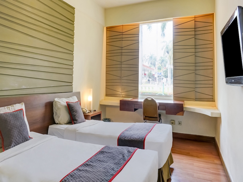 Grand Cikarang Hotel 10/50