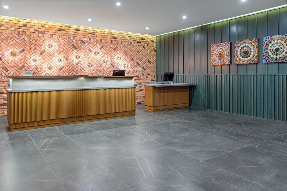 Courtyard by Marriott San Jose Escazu 2/20