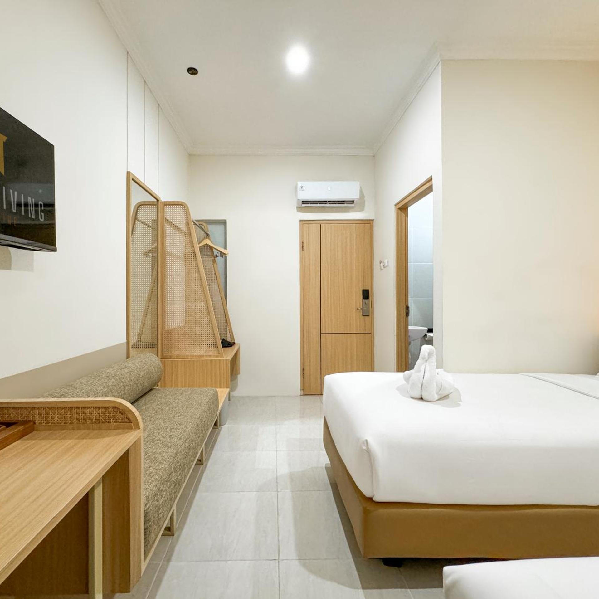 Masri Living by Daphna Management 25/38