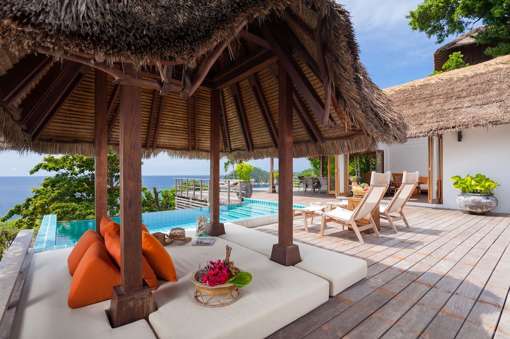 Cape Shark Pool Villas 43/50