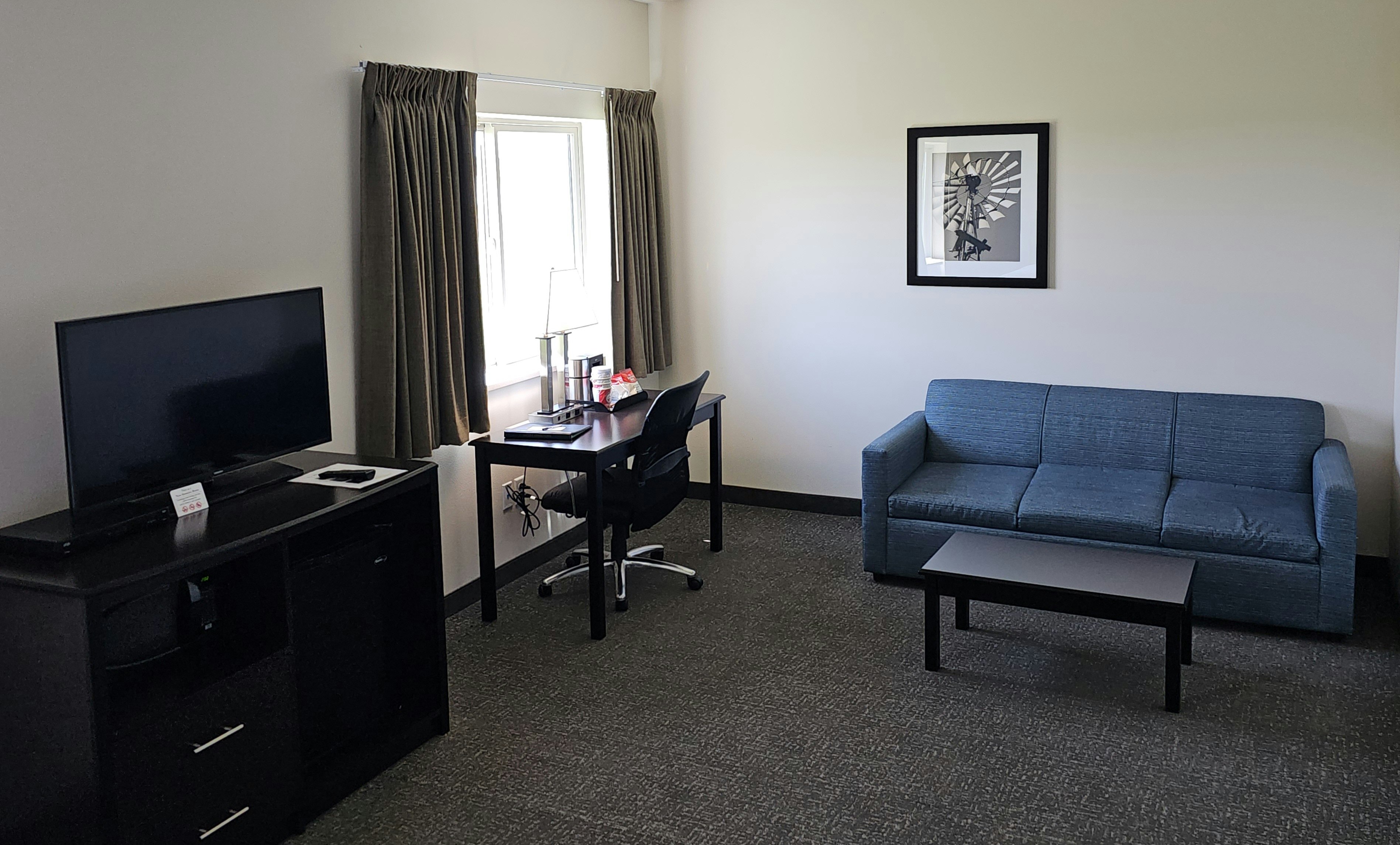 Cobblestone Inn & Suites Manchester 12/17