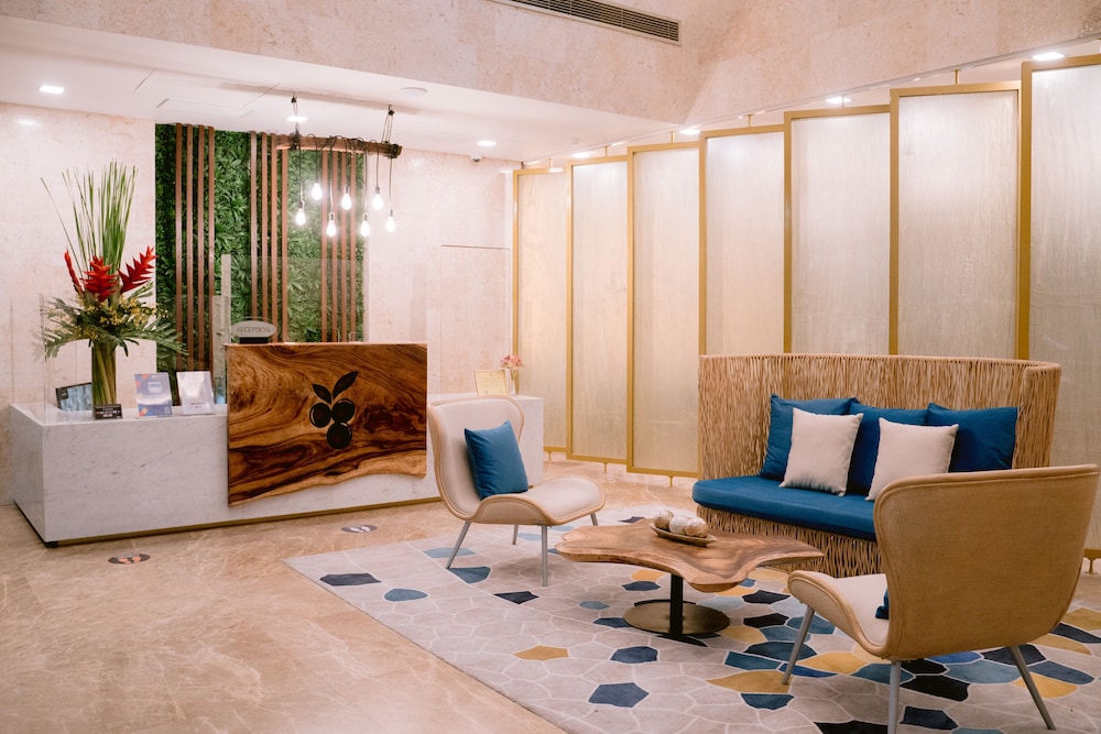 Goldberry Suites & Hotel Cebu 35/50
