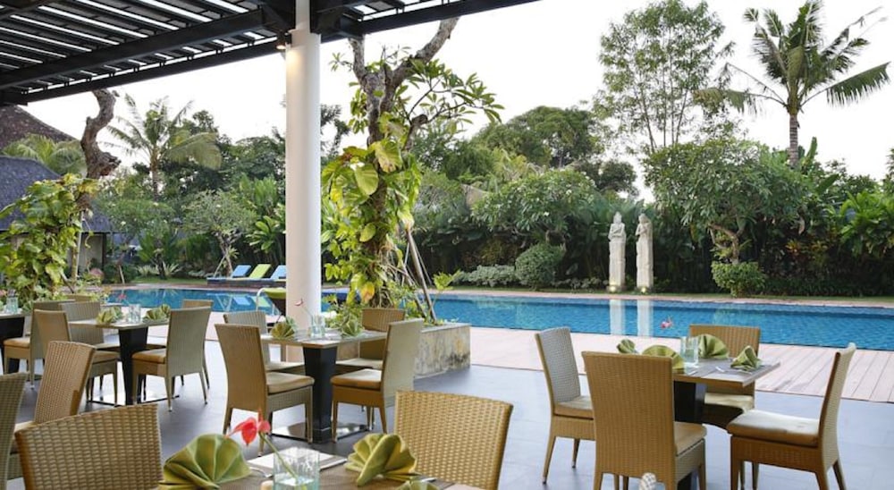 Hotel Santika Siligita Nusa Dua 36/50