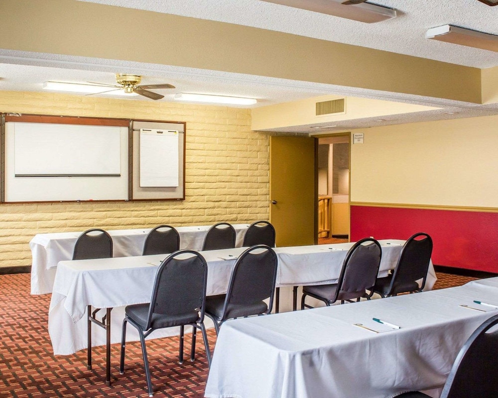 Hotel Americana Nogales, AZ 38/41