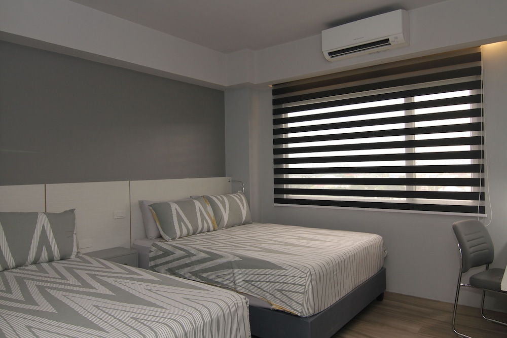 Cebu Hotel Plus 14/55