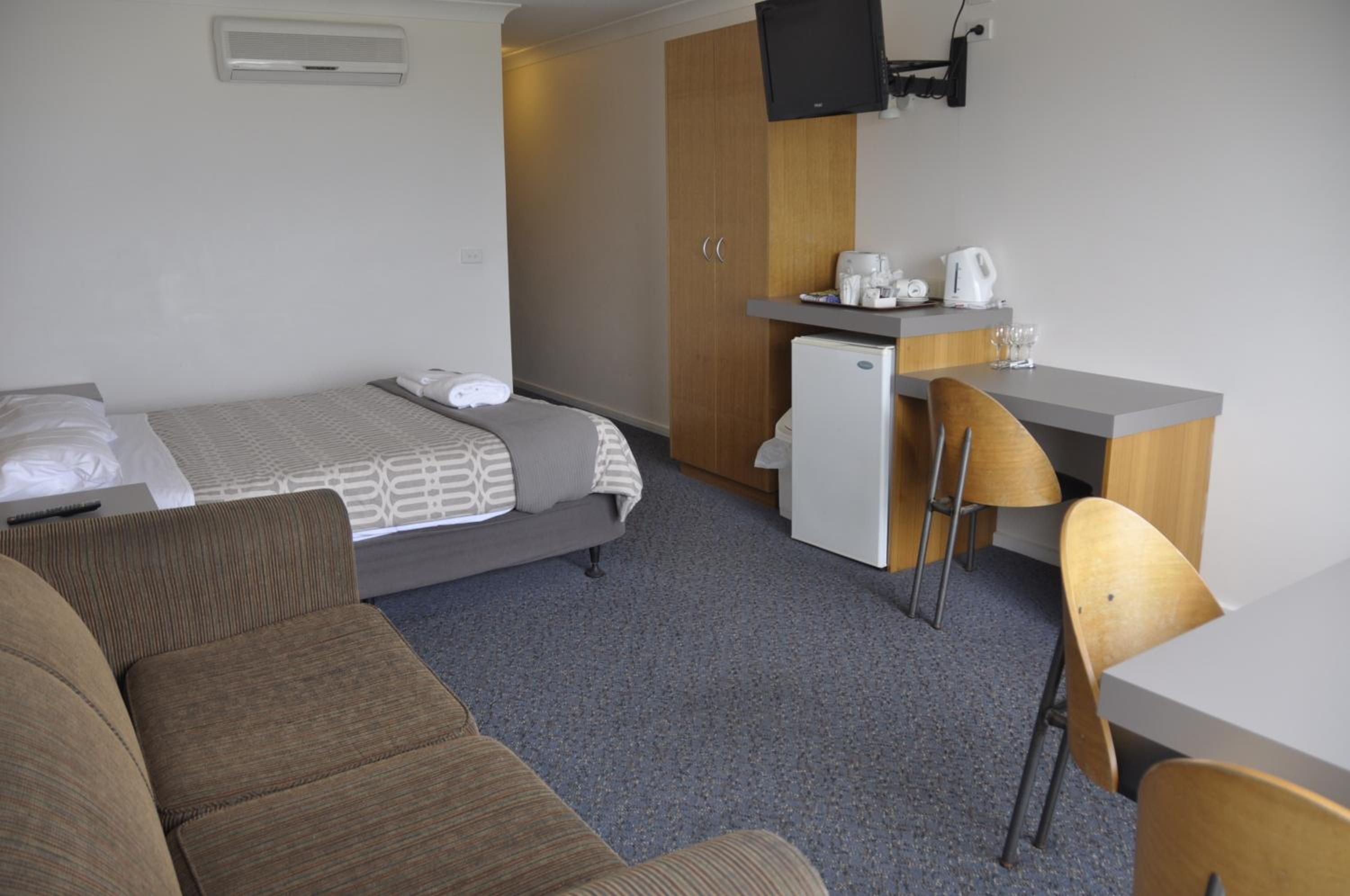 غرفة بسرير مزدوج بإطلالة على البحر في الطابق الأرضي، A Great Ocean View Motel 2/2