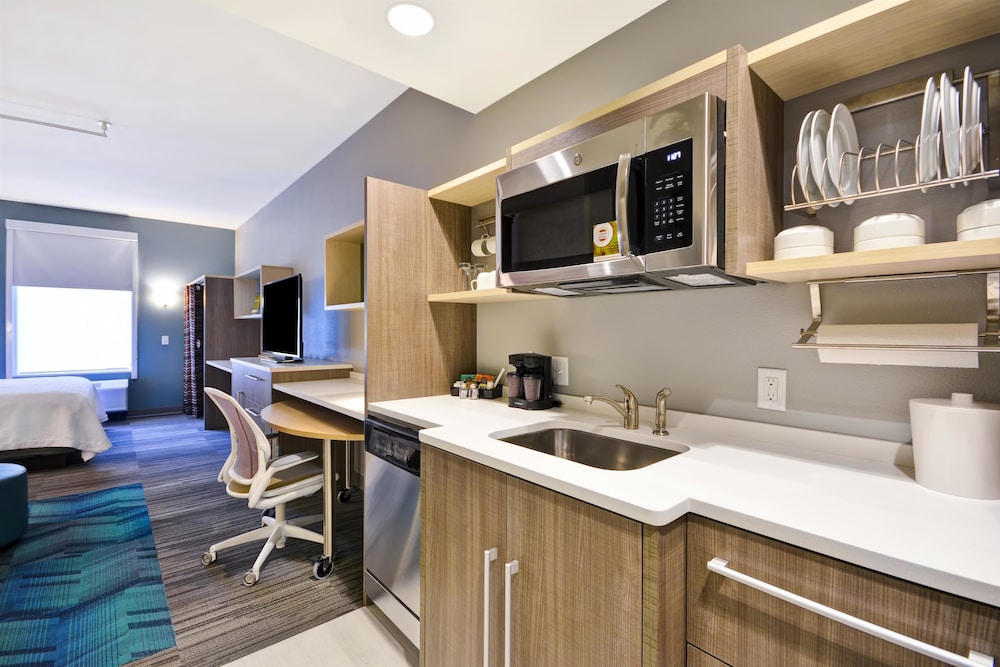 Home2 Suites By Hilton Queensbury Glens Falls 47/53
