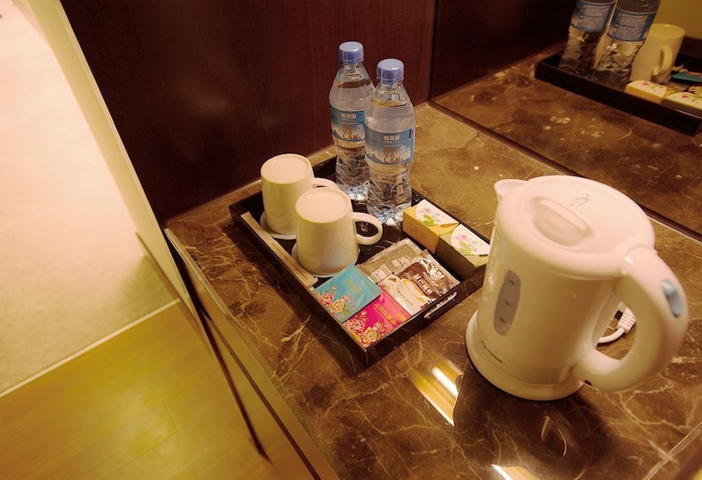 Best Hotel 44/63