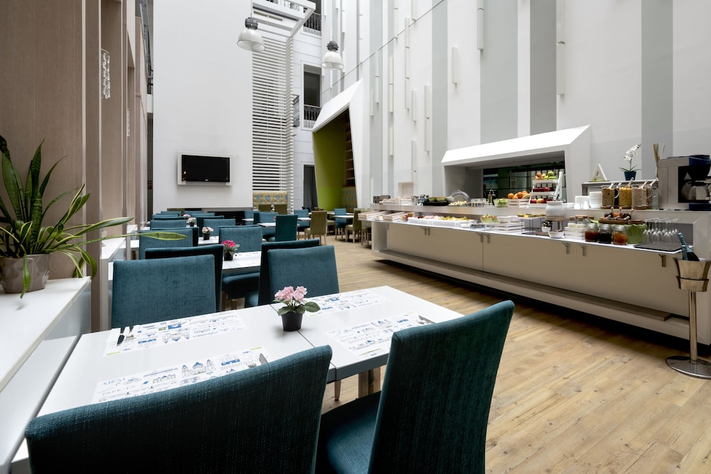 Atrium Hotel by Mellow Mood Hotels 54/64