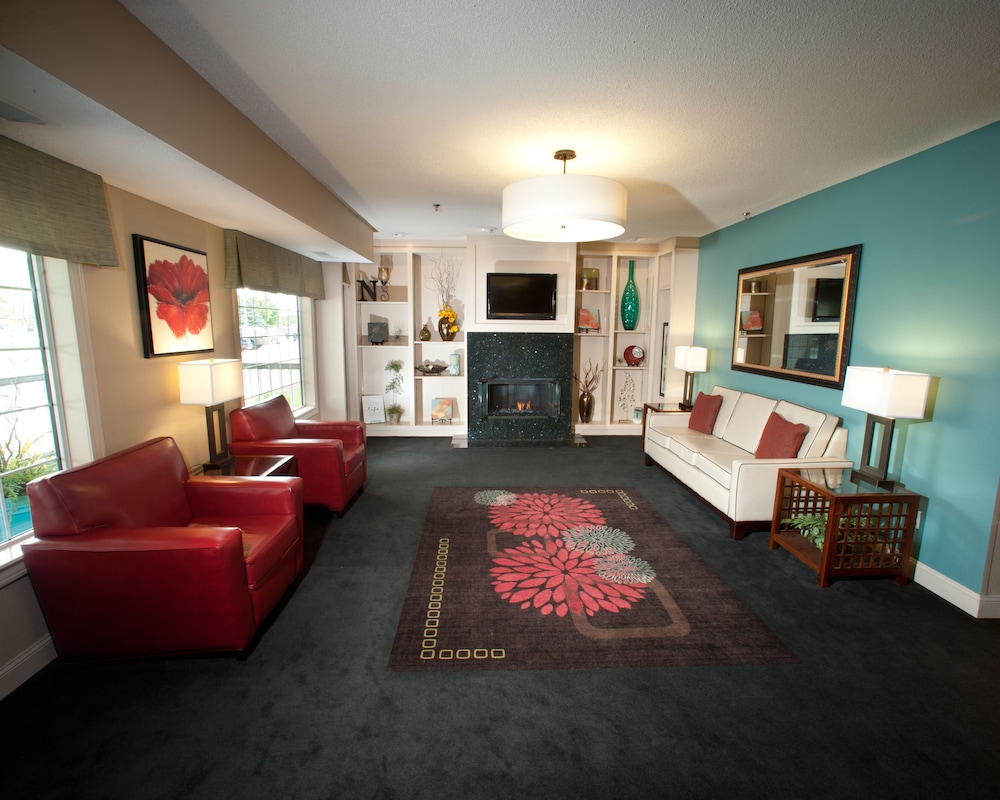 Northfield Inn Suites Conference Center 48/63