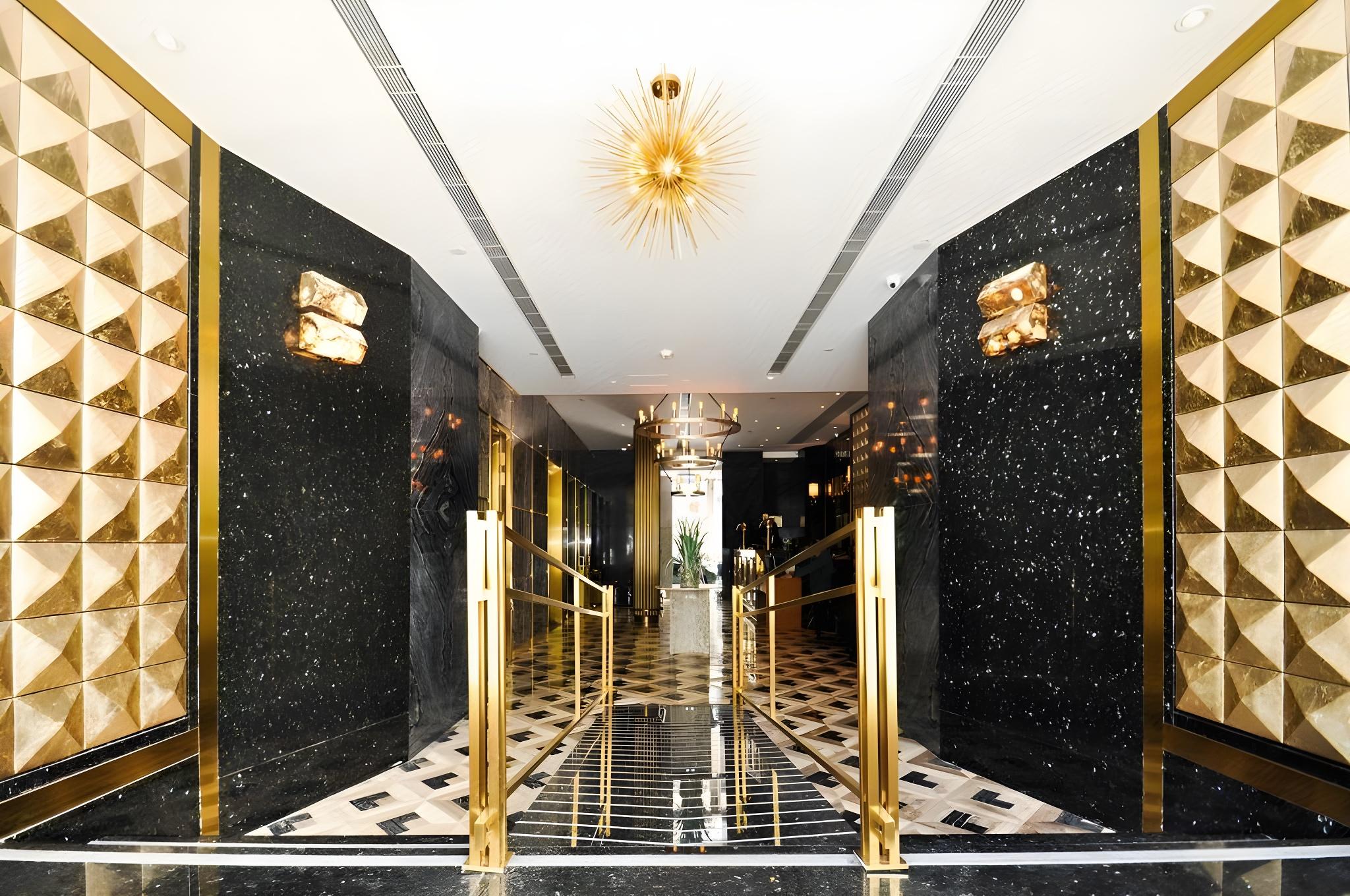 Kings Hotel 10/41