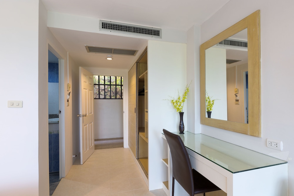 Sea Hills Resort 6/34