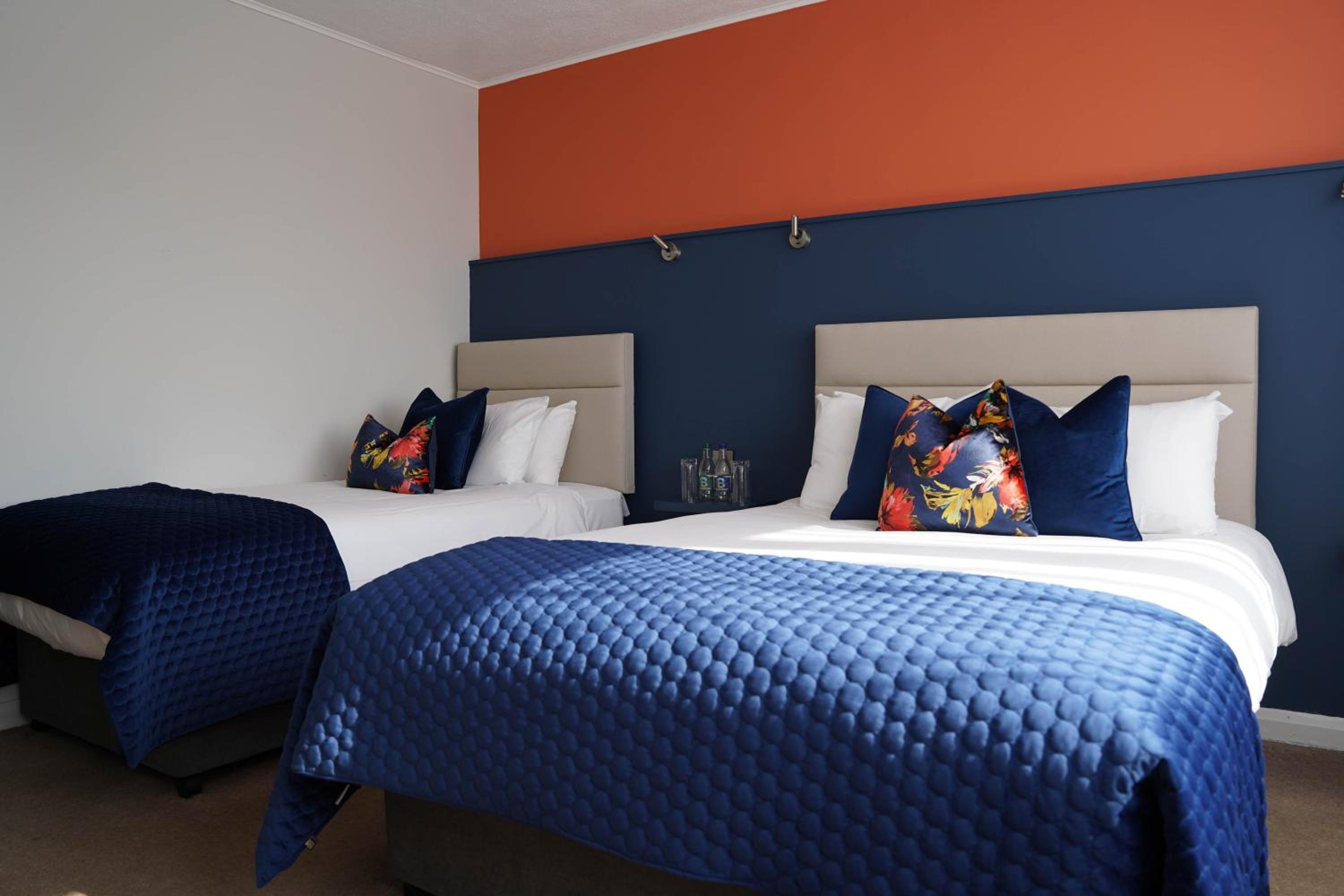 Alcock & Brown Hotel 13/48