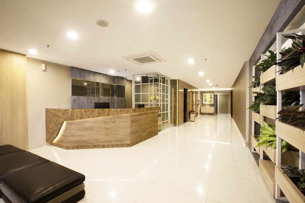 Verse Lite Hotel Gajah Mada 4/67