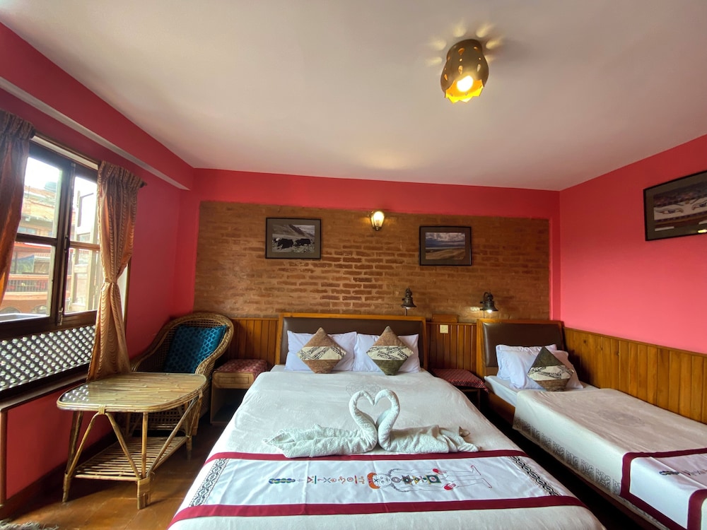 Shiva Guest House 41/50