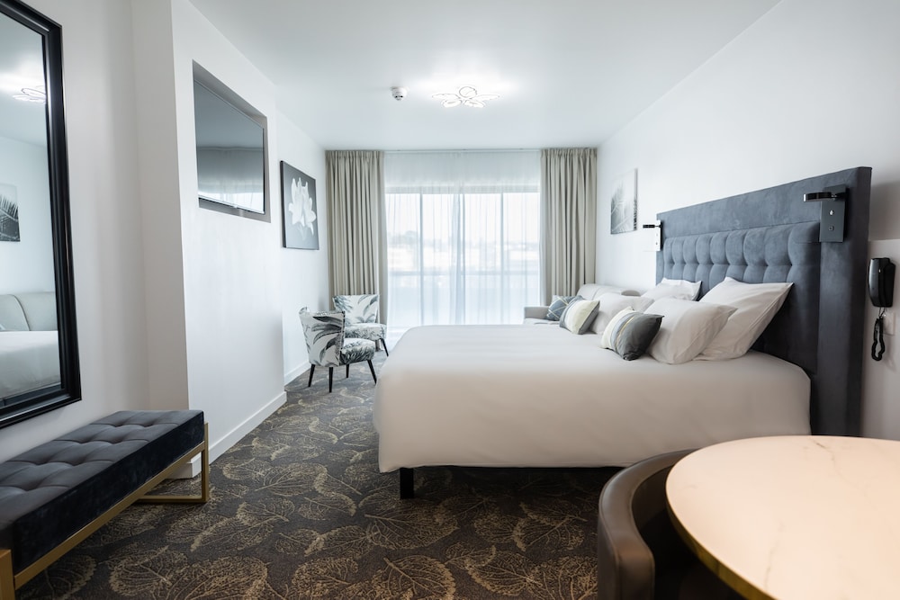 Hotel Barracuda & Spa, Port Center, beachfront, sea view 30/50