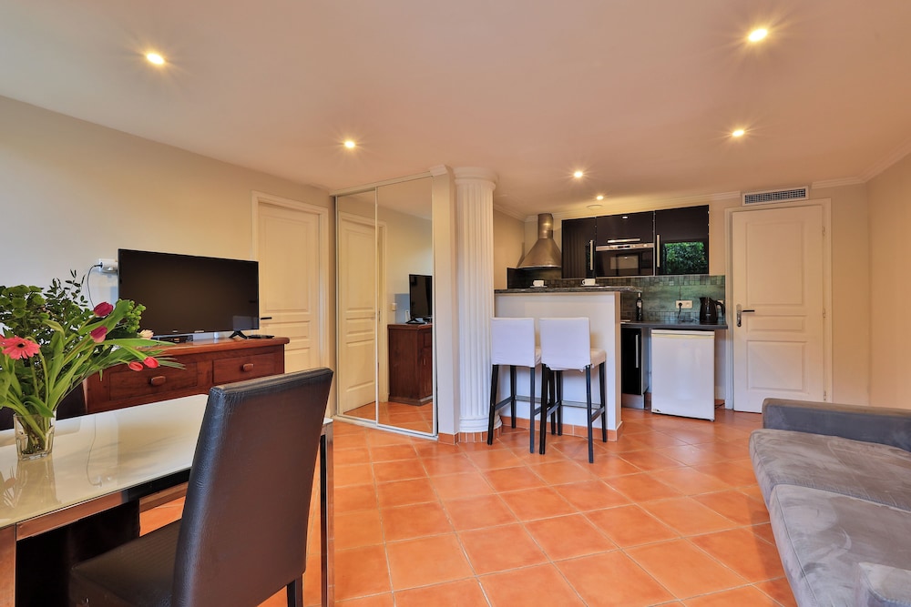 Residence Emeraude 37/50