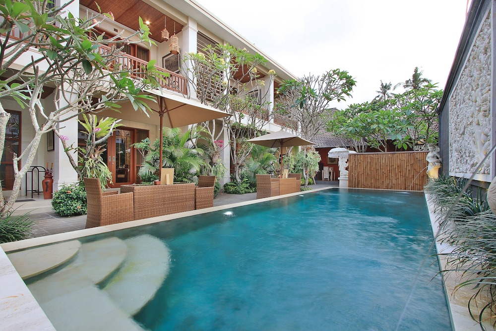 Tebesaya Cottages 29/33